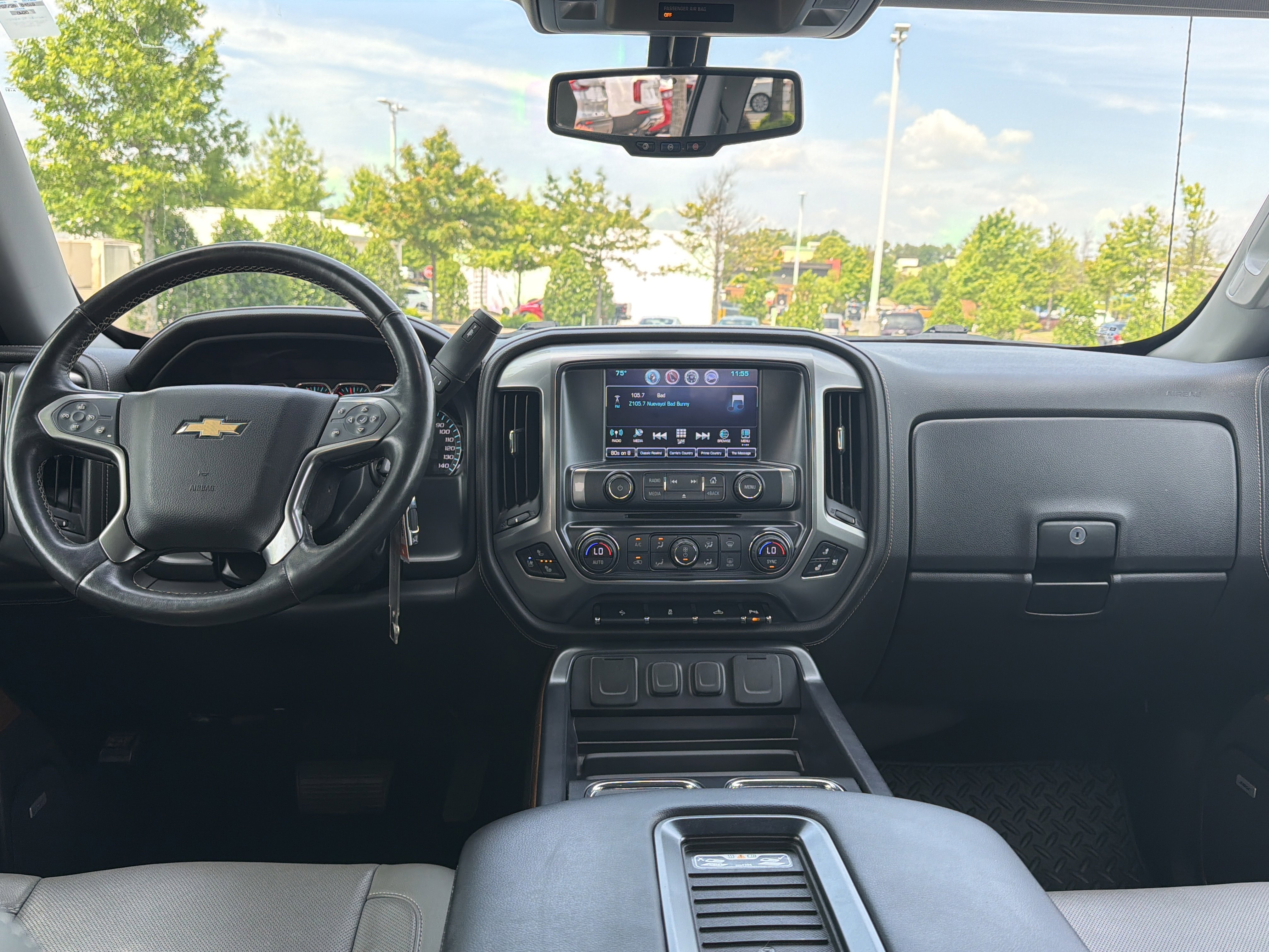 Used 2017 Chevrolet Silverado 1500 LTZ w/ Sport Package AWD/4WD image 29