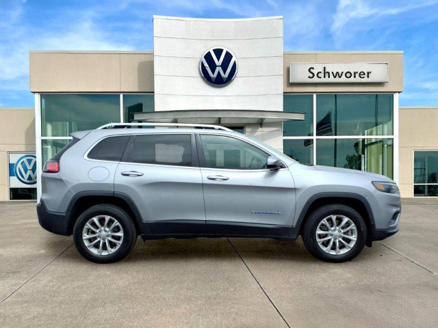 Used 2019 Jeep Cherokee Latitude w/ Popular Appearance Group AWD/4WD image 5