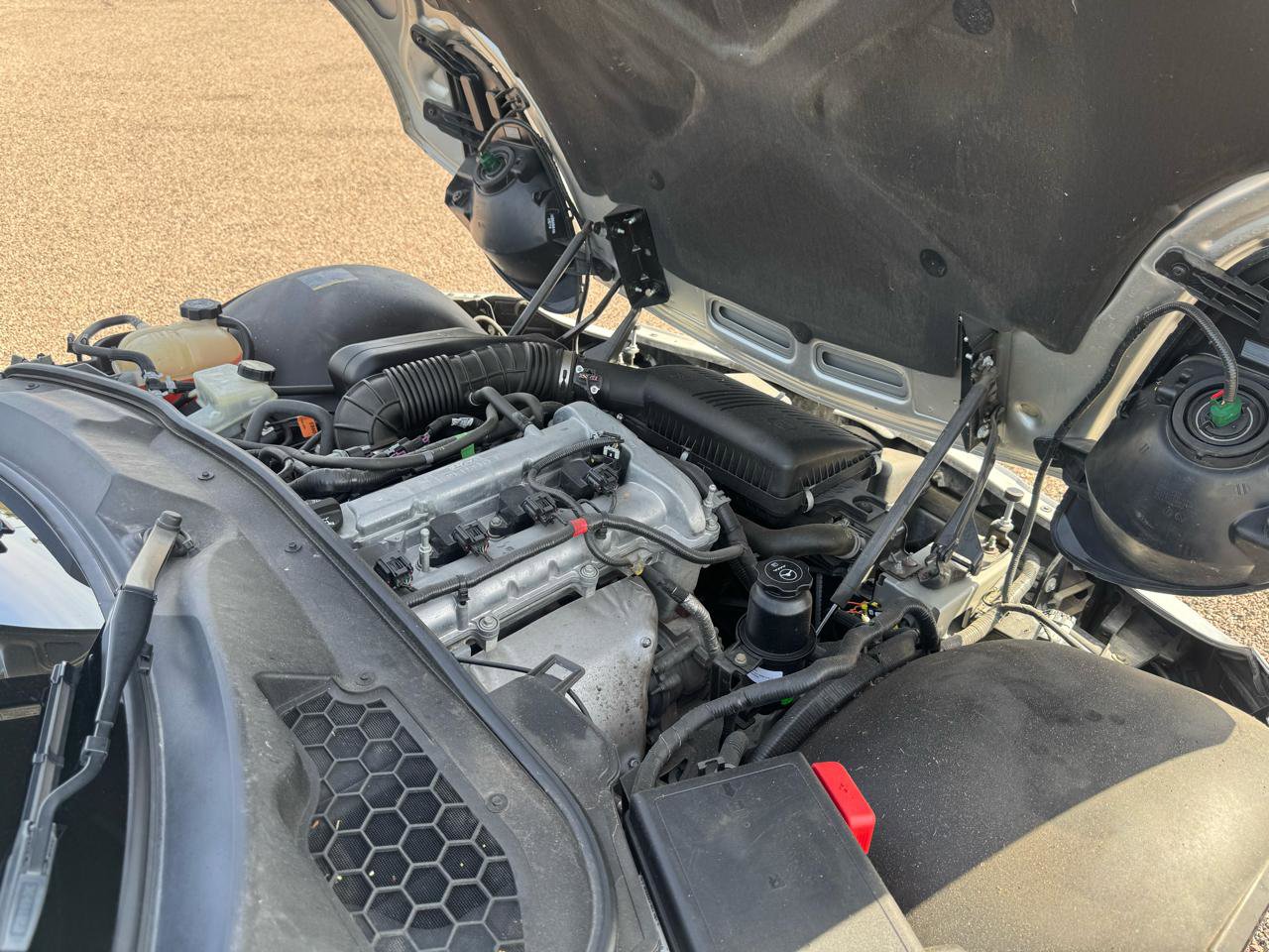 Used 2006 Pontiac Solstice Convertible w/ Premium Package RWD image 46