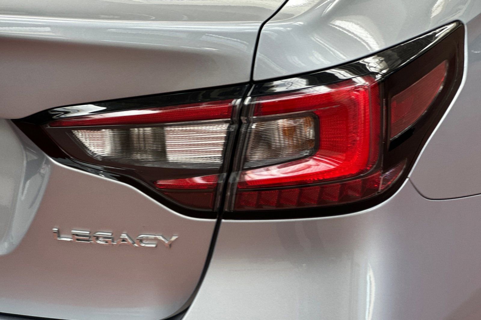 Used 2025 Subaru Legacy Premium AWD/4WD image 35
