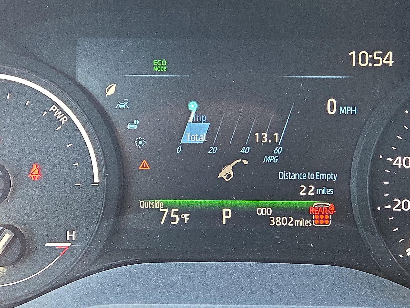 Used 2025 Toyota Sienna LE image 13