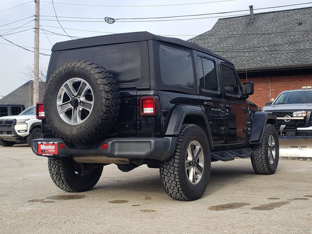 Used 2018 Jeep Wrangler Unlimited Sahara image 9