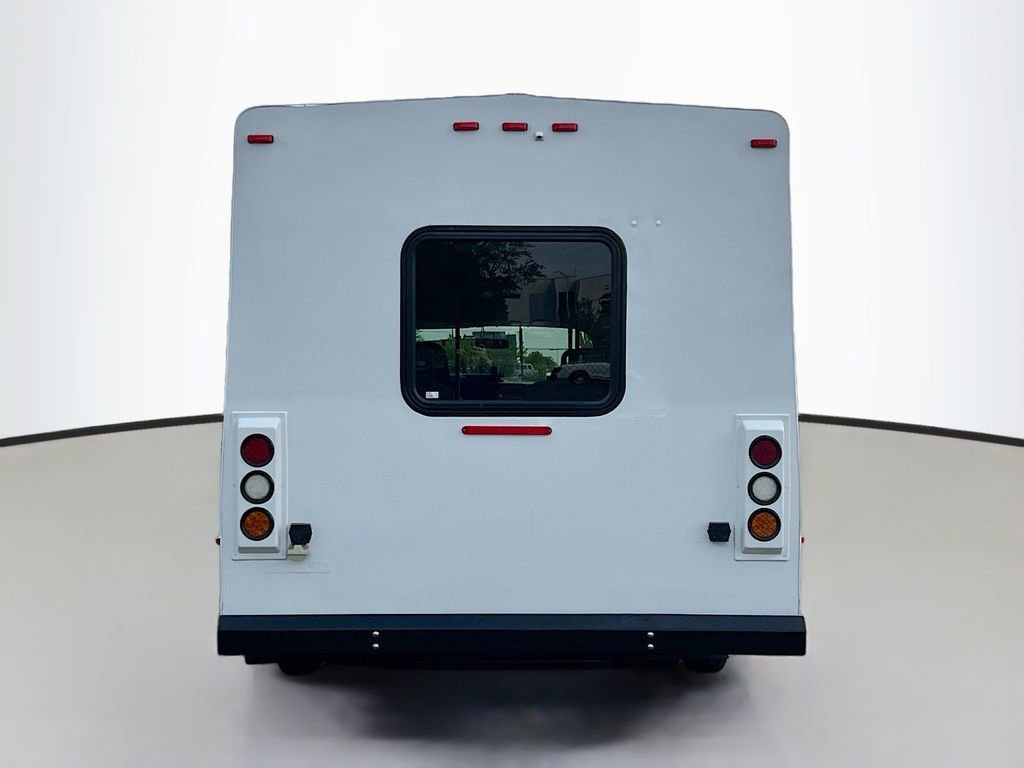Used 2016 Ford E-450 and Econoline 450 Super Duty w/ Shuttle Bus Prep Package RWD image 5