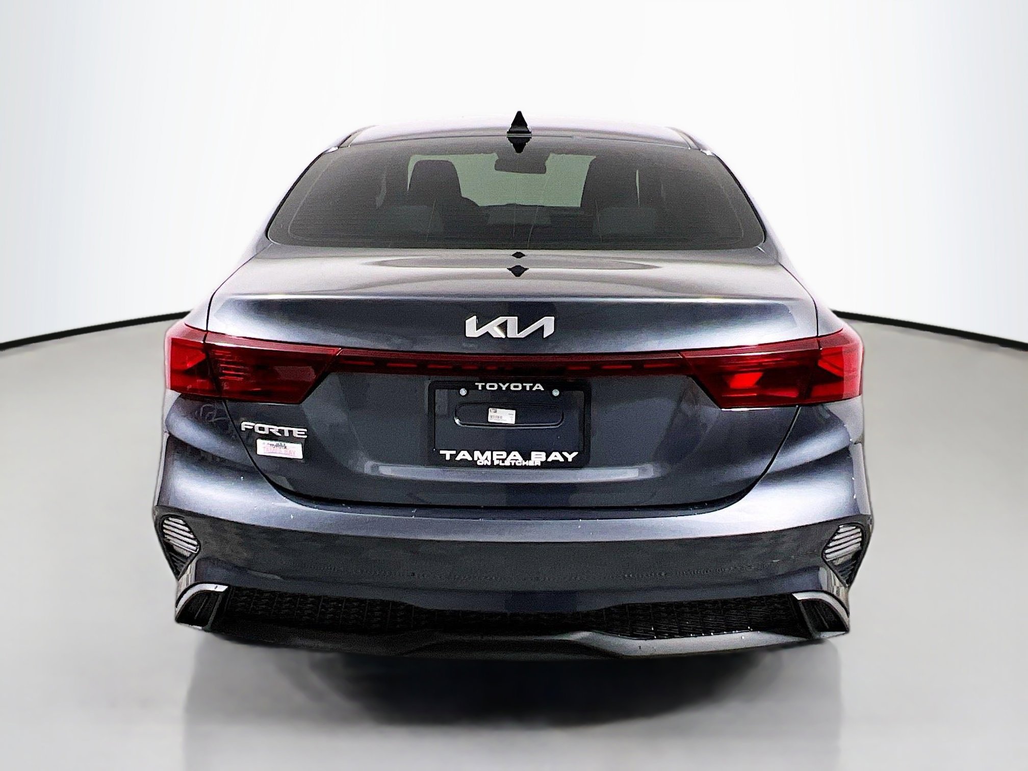 Used 2022 Kia Forte LXS w/ LXS Technology Package image 6