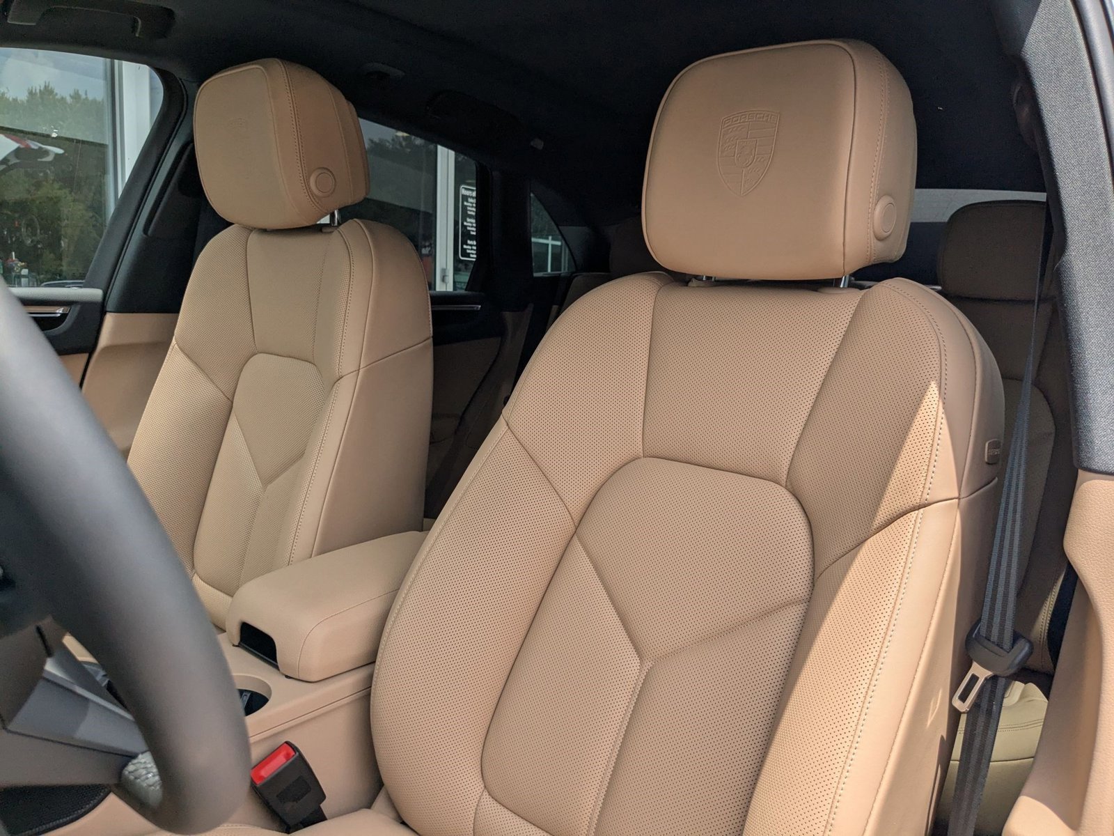 New 2025 Porsche Macan S image 5