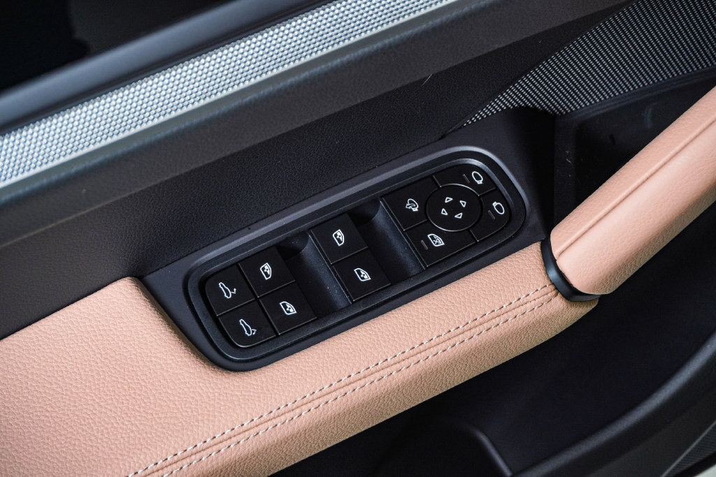 New 2026 Porsche Cayenne AWD/4WD image 26