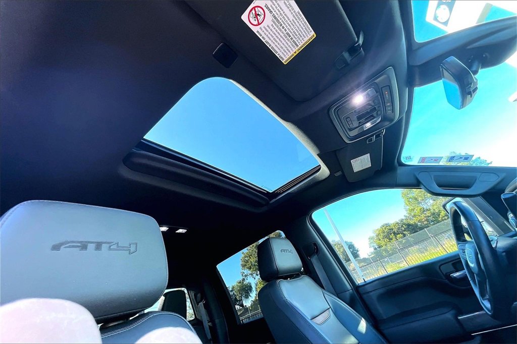 Used 2021 GMC Sierra 2500 AT4 w/ AT4 Premium Plus Package image 15