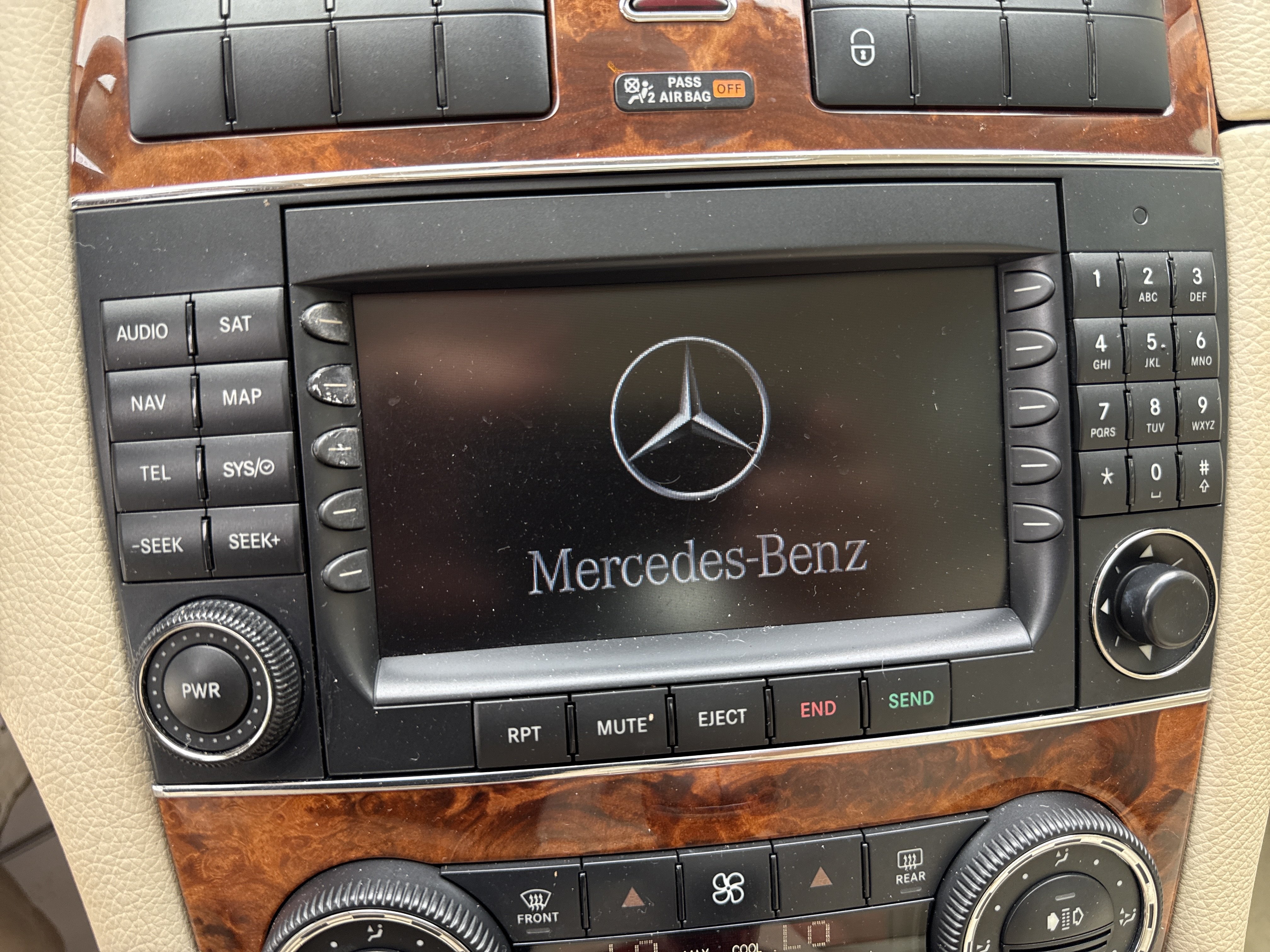 Used 2008 Mercedes-Benz CLK 350 Coupe image 29