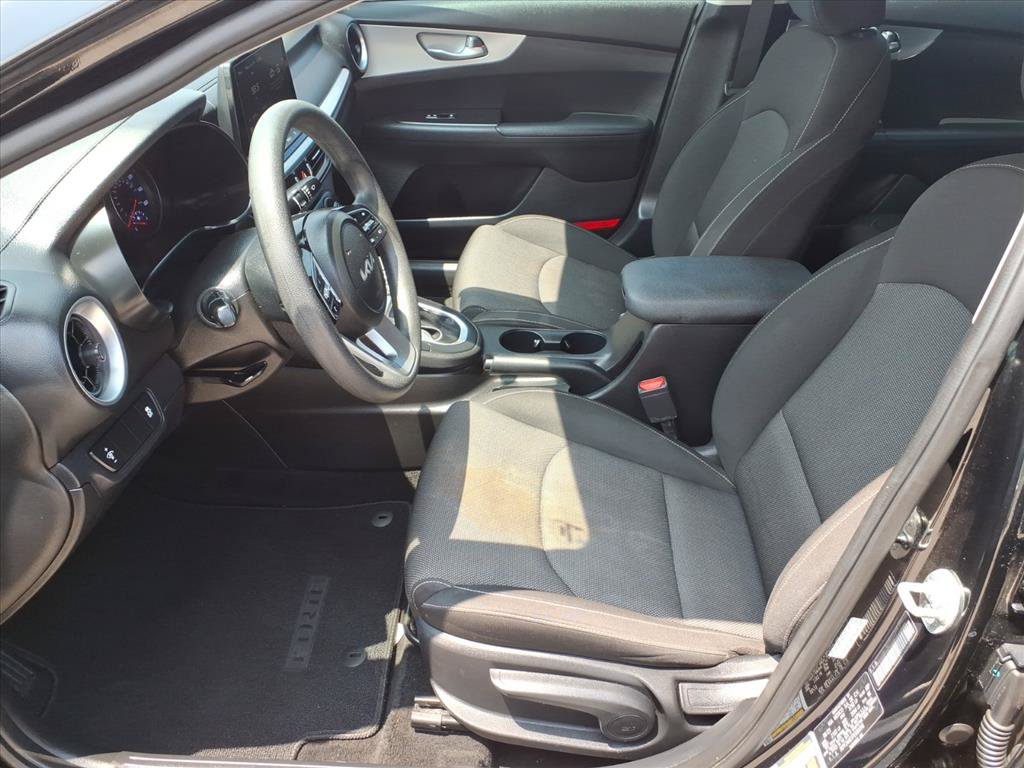 Used 2023 Kia Forte LXS FWD image 12