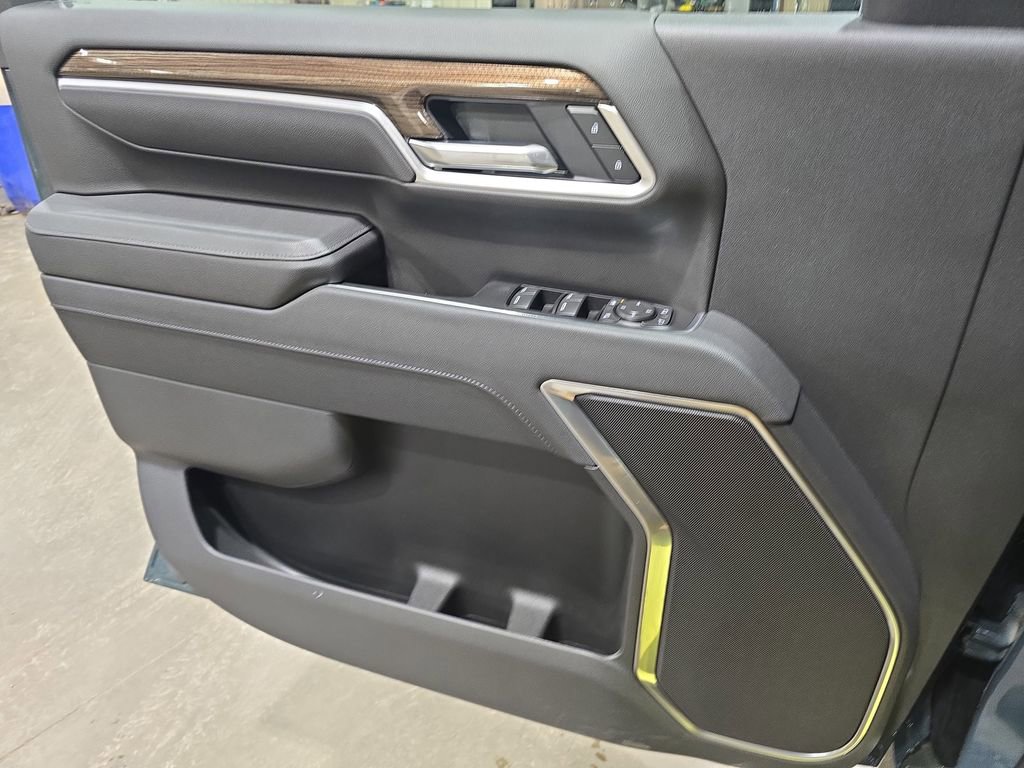 New 2026 Chevrolet Silverado 2500 LT w/ Trail Boss Package image 27