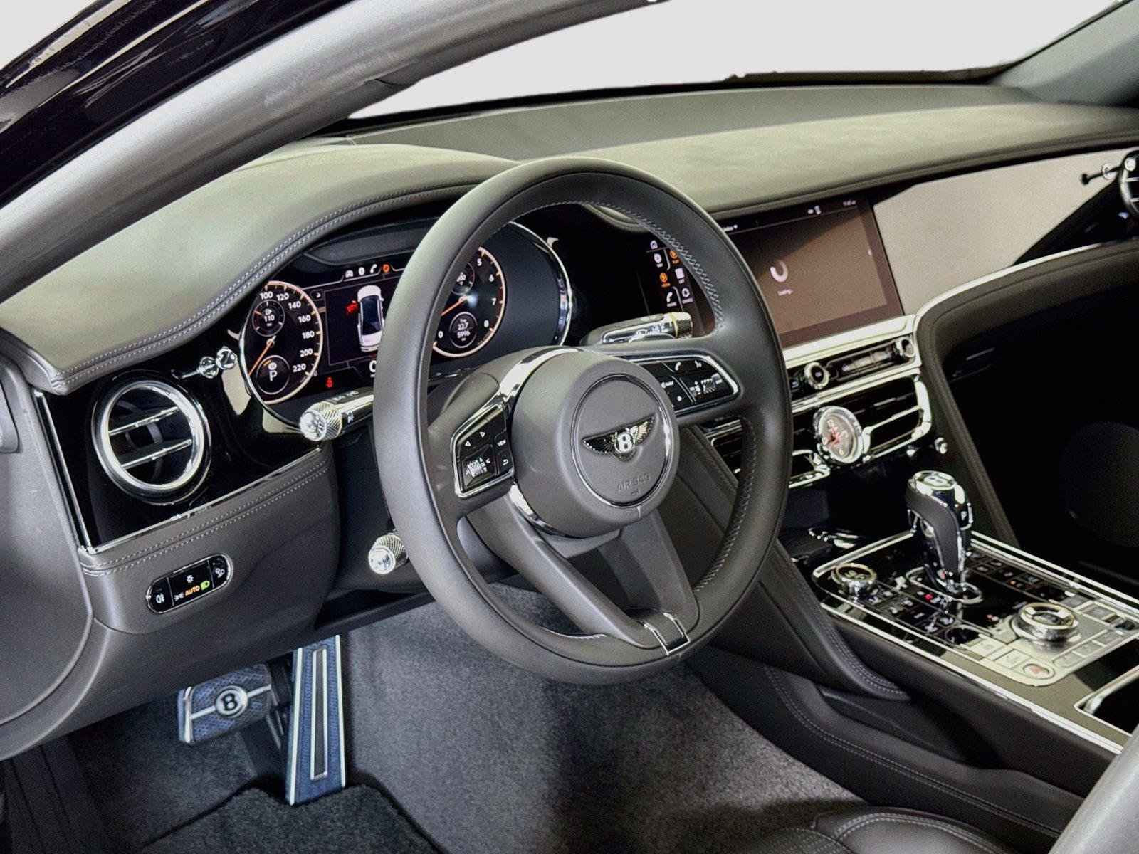 Used 2022 Bentley Flying Spur V8 AWD/4WD image 15
