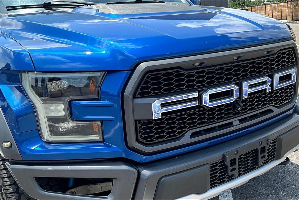 Used 2017 Ford F150 Raptor w/ Equipment Group 802A Luxury AWD/4WD image 31