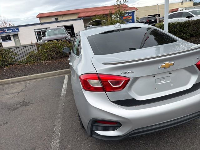 Used 2018 Chevrolet Cruze LT w/ RS Package image 10