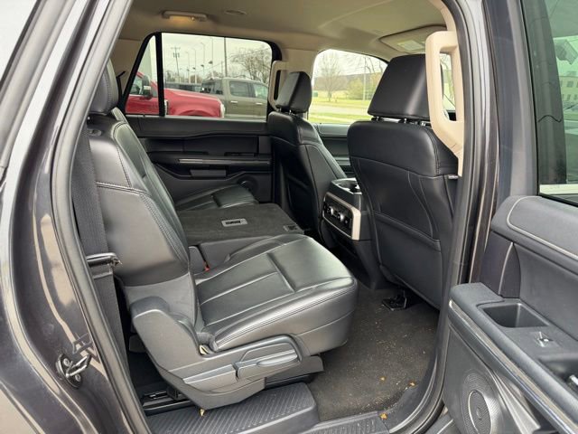 Used 2024 Ford Expedition Max XLT image 10