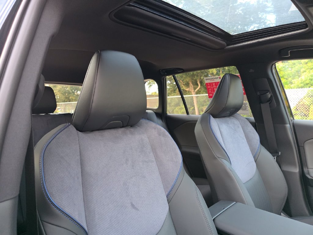 New 2026 Toyota RAV4 XSE AWD/4WD image 15