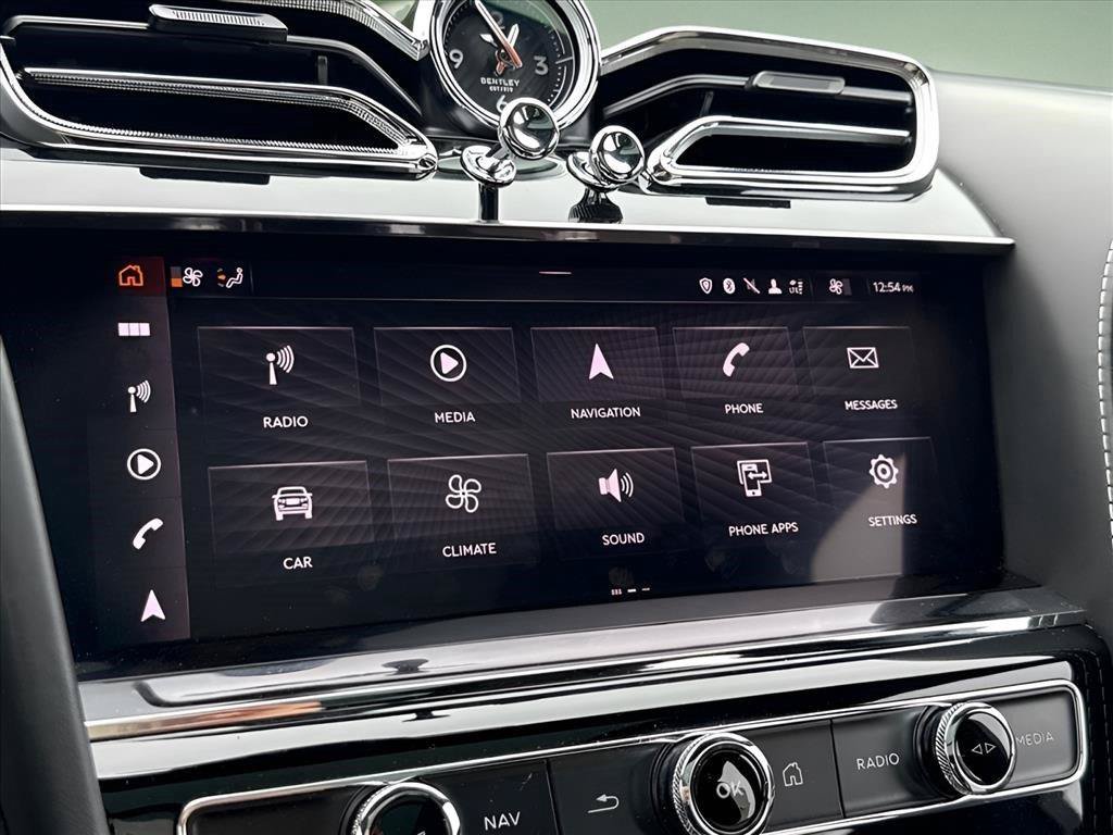 Used 2023 Bentley Bentayga AWD/4WD image 22