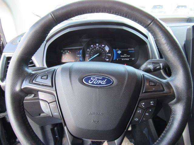 Used 2022 Ford Edge SEL w/ Sport Appearance Package AWD/4WD image 19