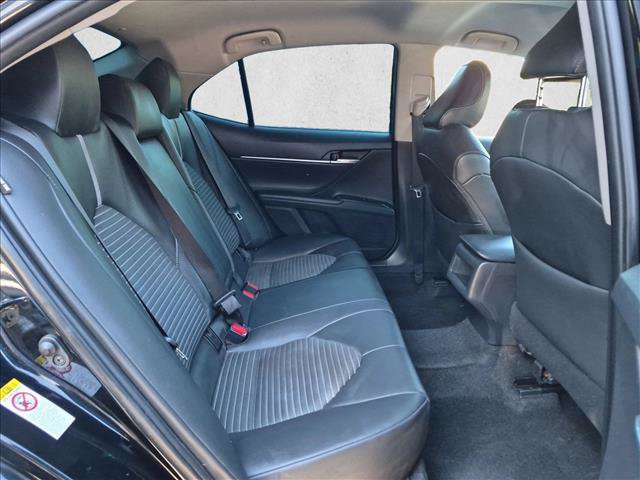 Used 2018 Toyota Camry SE FWD image 18