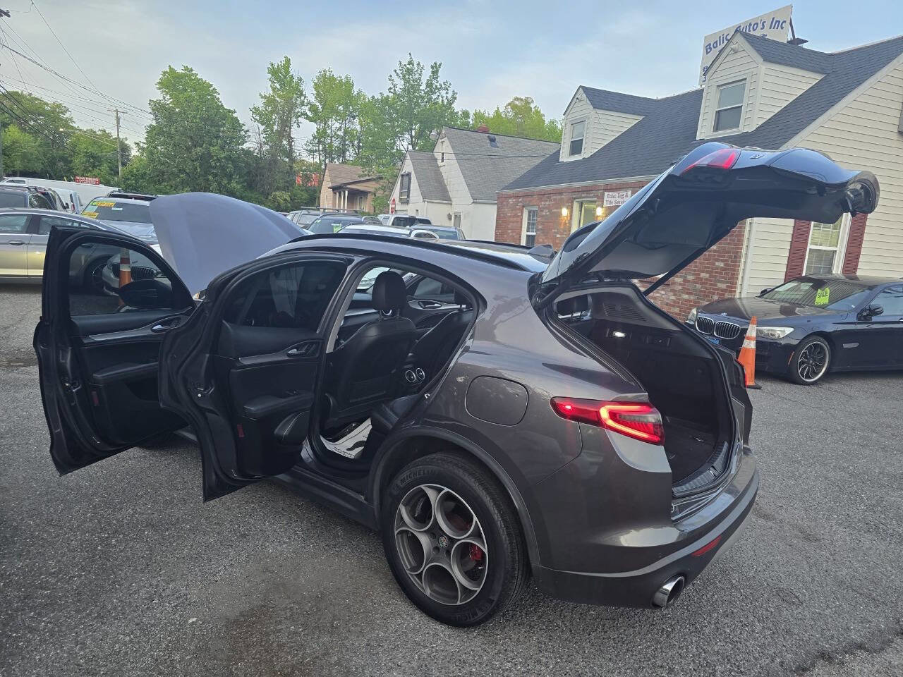 Used 2018 Alfa Romeo Stelvio Sport w/ Quick Order Package 22J Sport image 13