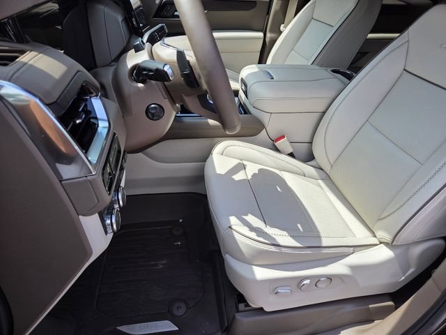 New 2026 GMC Yukon Denali w/ Denali Reserve Package AWD/4WD image 25