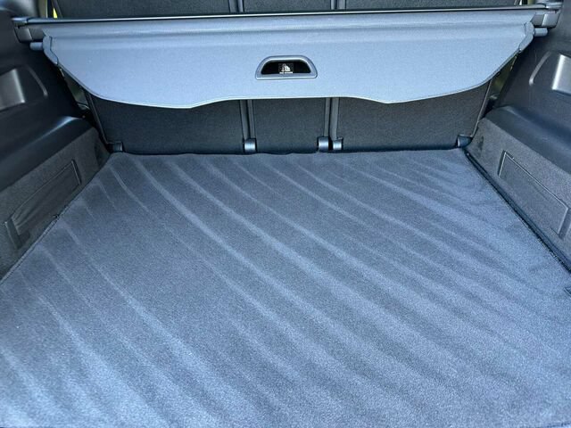 Certified 2024 Mercedes-Benz EQB 300 4MATIC image 19
