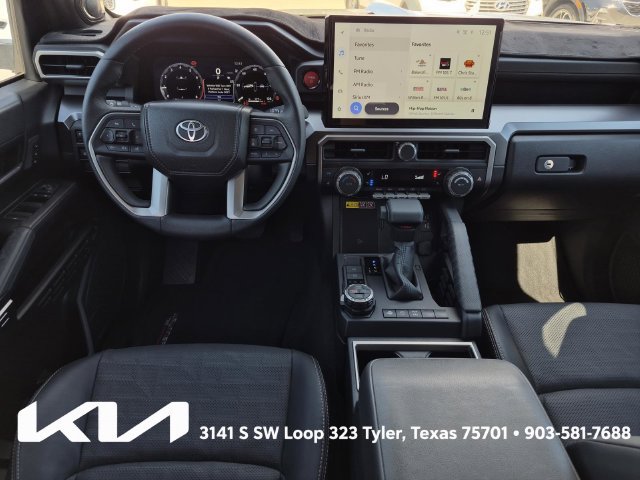 Used 2025 Toyota 4Runner TRD Off-Road Premium AWD/4WD image 26