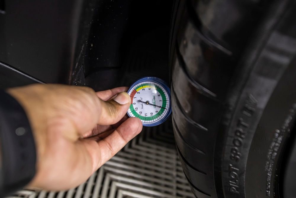 Used 2024 Tesla Model X Plaid image 28