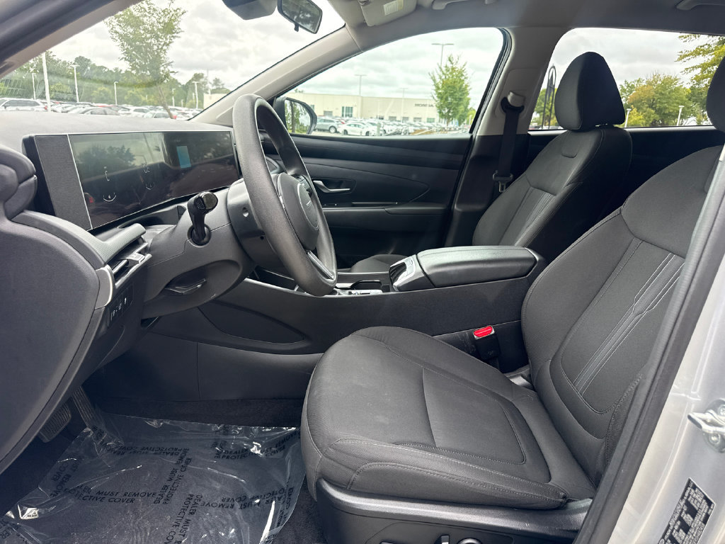 Used 2025 Hyundai Tucson SEL AWD/4WD image 12