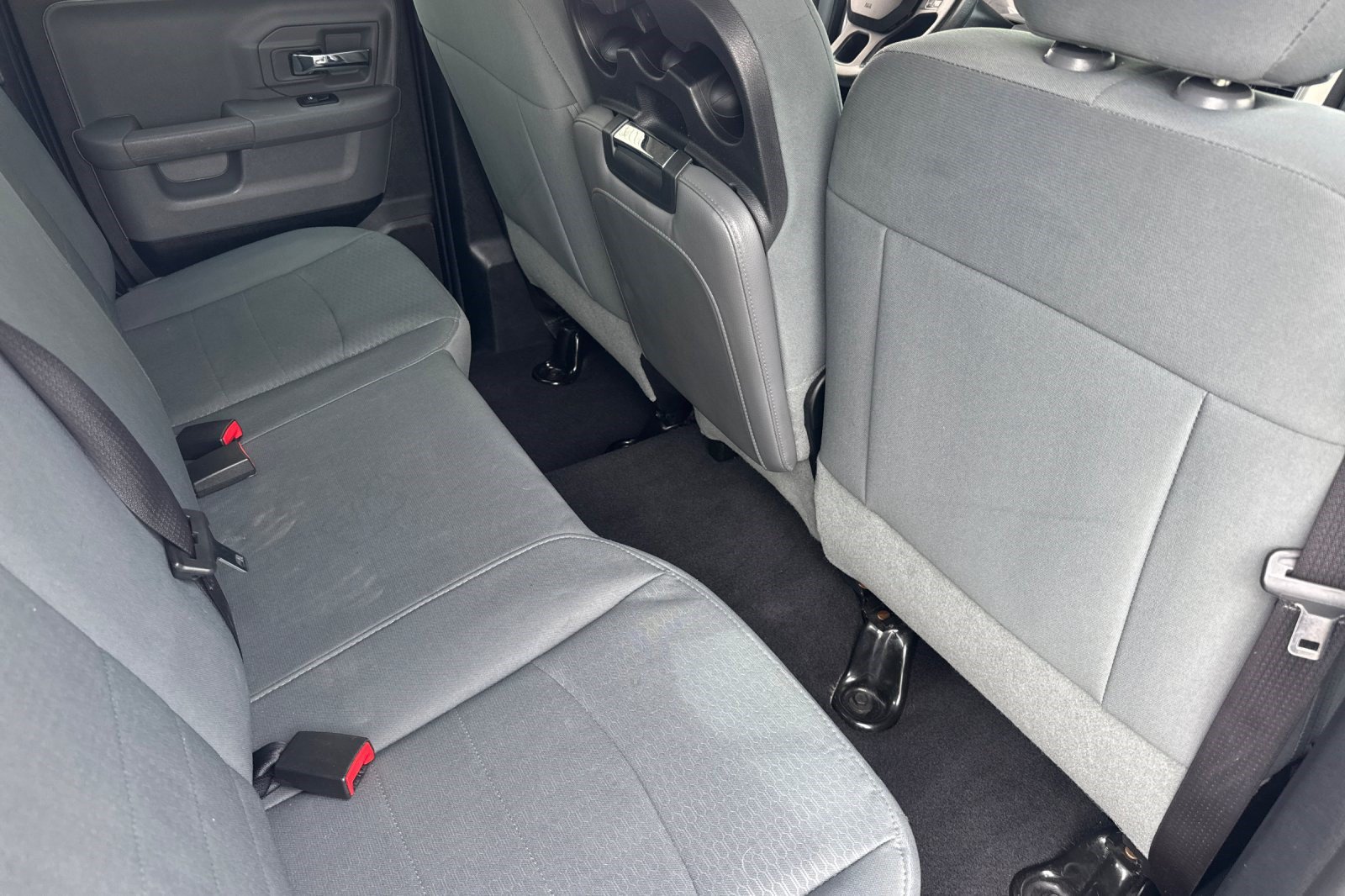 Used 2014 RAM 1500 Classic SLT AWD/4WD image 31