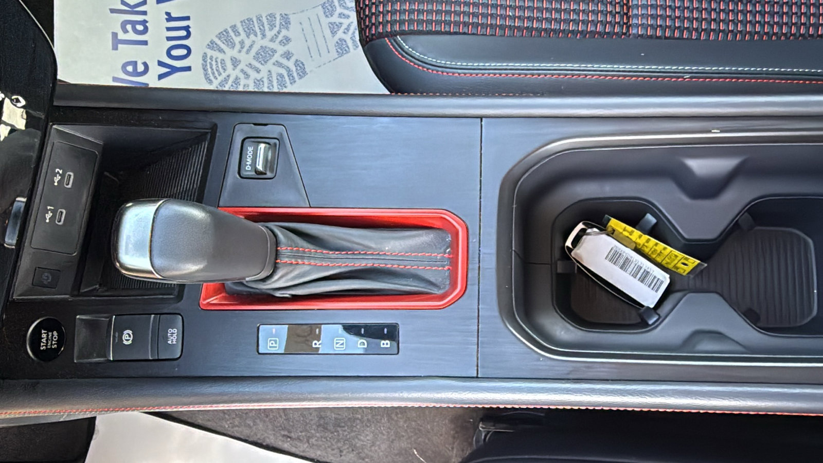 Certified 2025 Nissan Kicks SR image 17