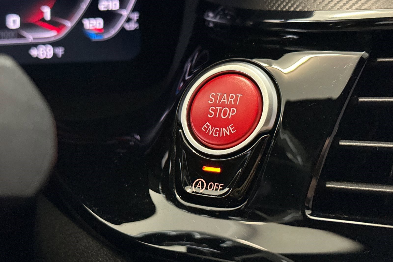 Used 2023 BMW M5 w/ Competition Package image 33