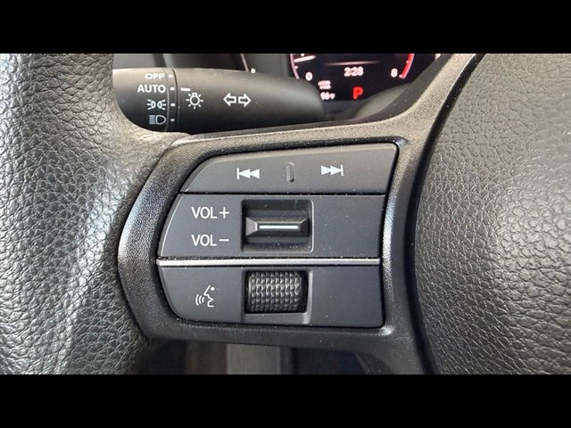 Certified 2023 Honda Accord EX image 29