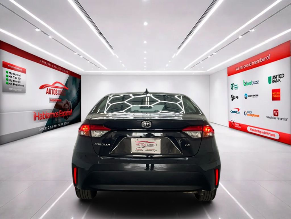 Used 2025 Toyota Corolla LE image 7