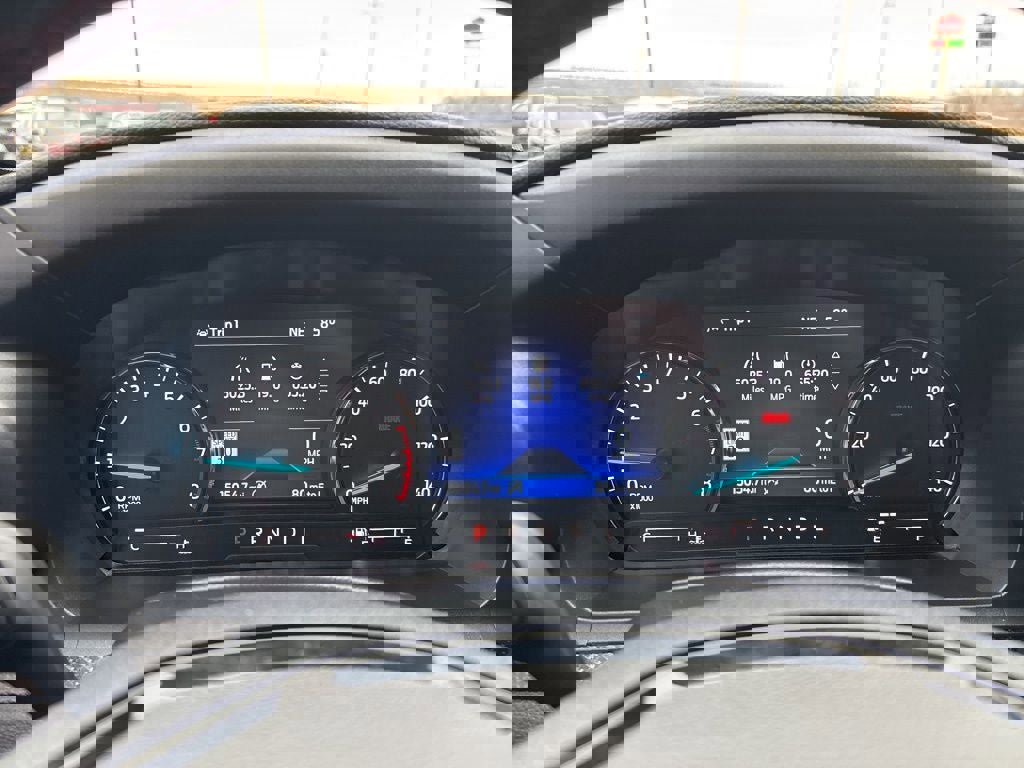 Used 2024 Ford Explorer ST-Line w/ Class IV Trailer Tow Package image 12