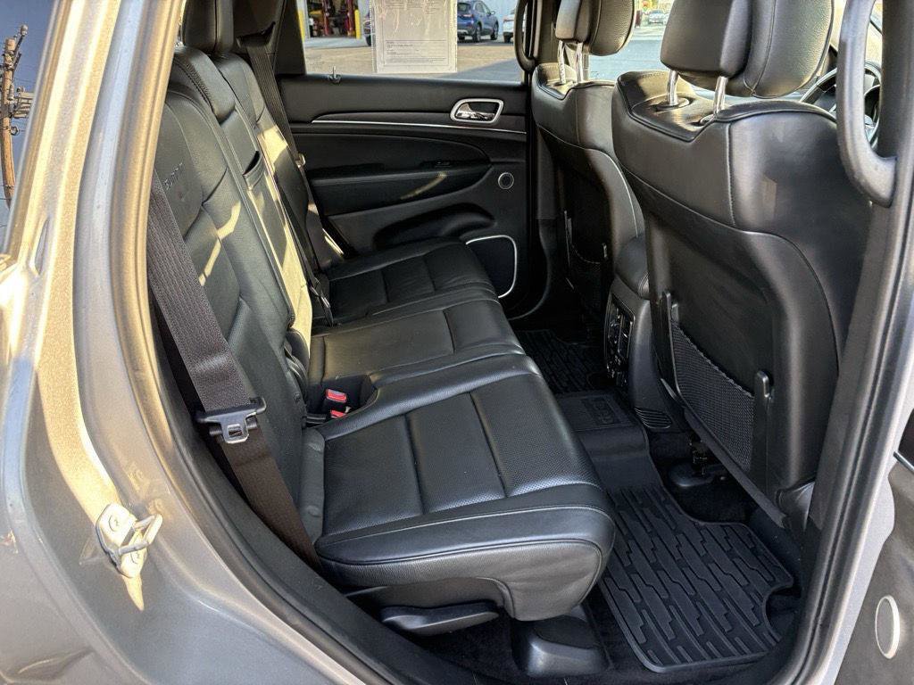 Used 2018 Jeep Grand Cherokee Summit image 20