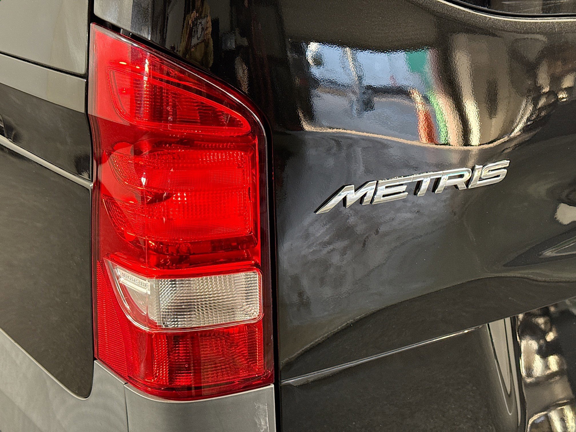 Used 2020 Mercedes-Benz Metris Passenger w/ Premium Safety Package image 33