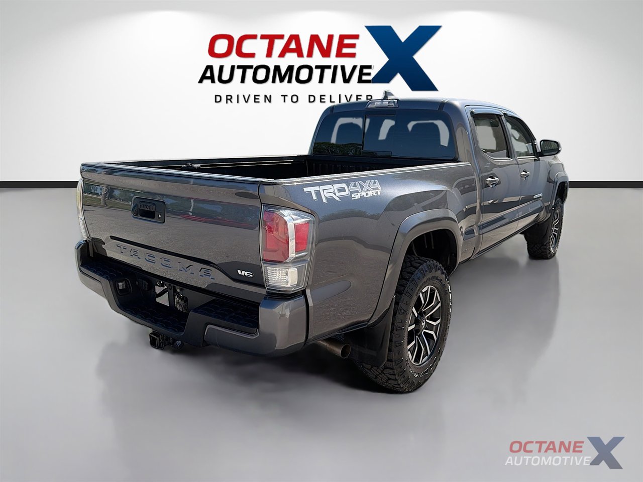 Used 2021 Toyota Tacoma TRD Sport image 7