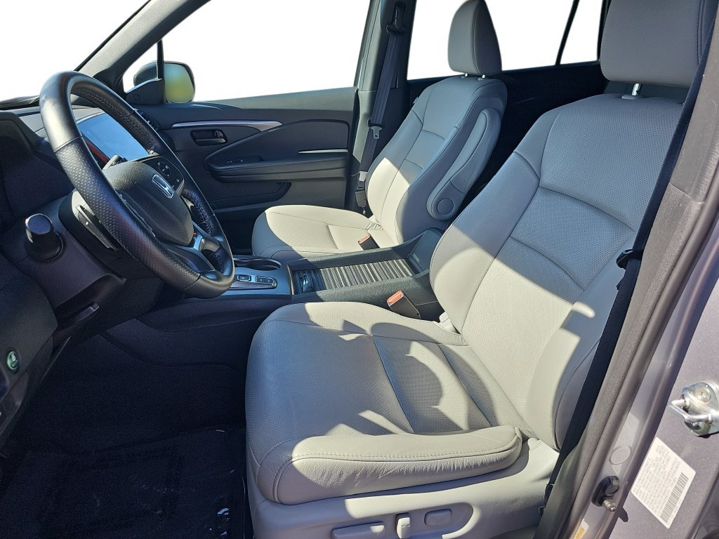 Used 2023 Honda Passport EX-L image 15
