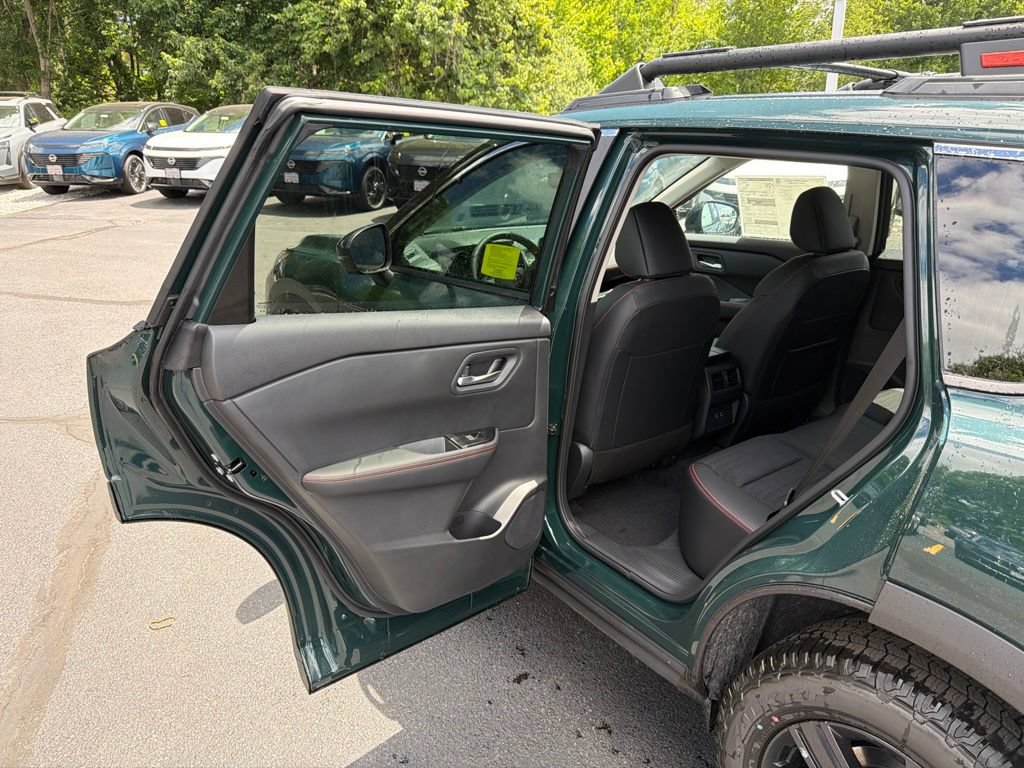 New 2026 Nissan Rogue SV w/ Rock Creek Premium Package AWD/4WD image 20