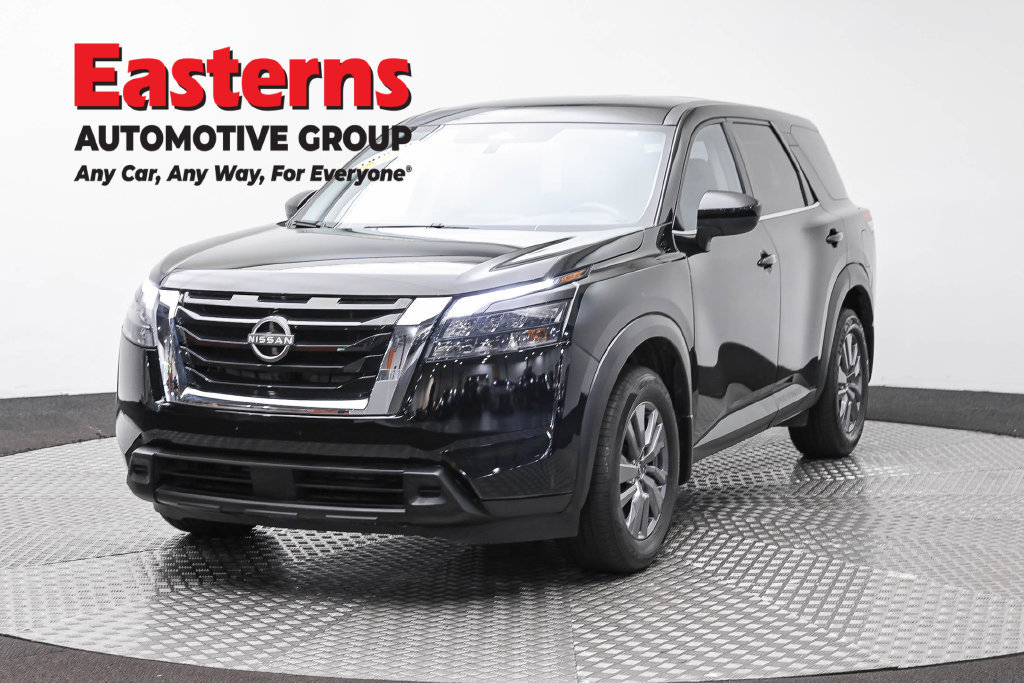 Used 2023 Nissan Pathfinder S