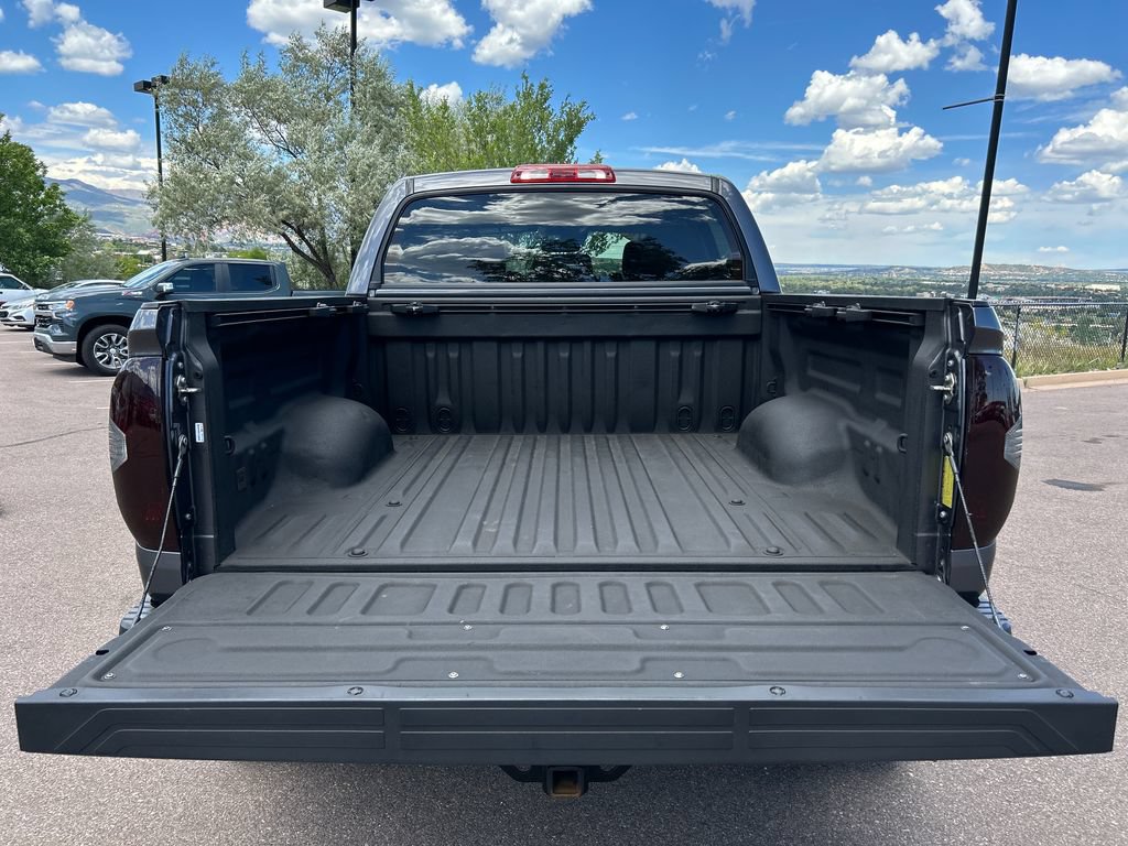 Used 2019 Toyota Tundra SR5 AWD/4WD image 5