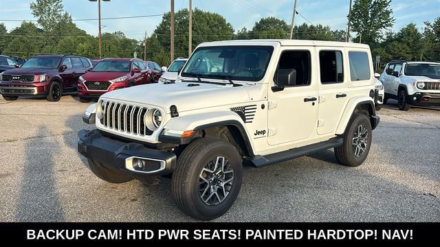 Used 2026 Jeep Wrangler Unlimited Sahara AWD/4WD image 3