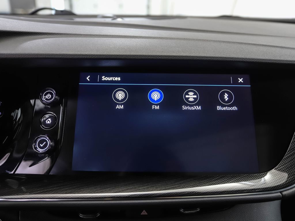Used 2022 Buick Envision Essence w/ Technology Package I image 17