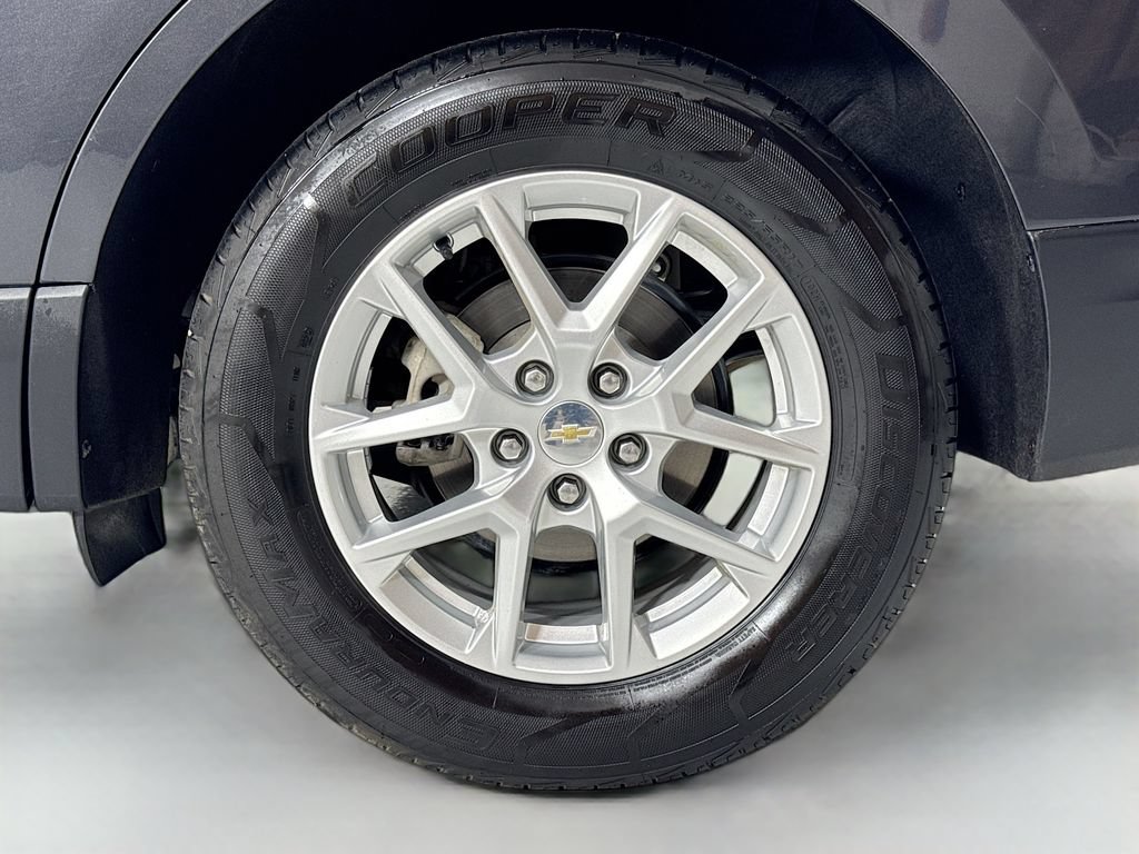 Used 2022 Chevrolet Equinox LS AWD/4WD image 9
