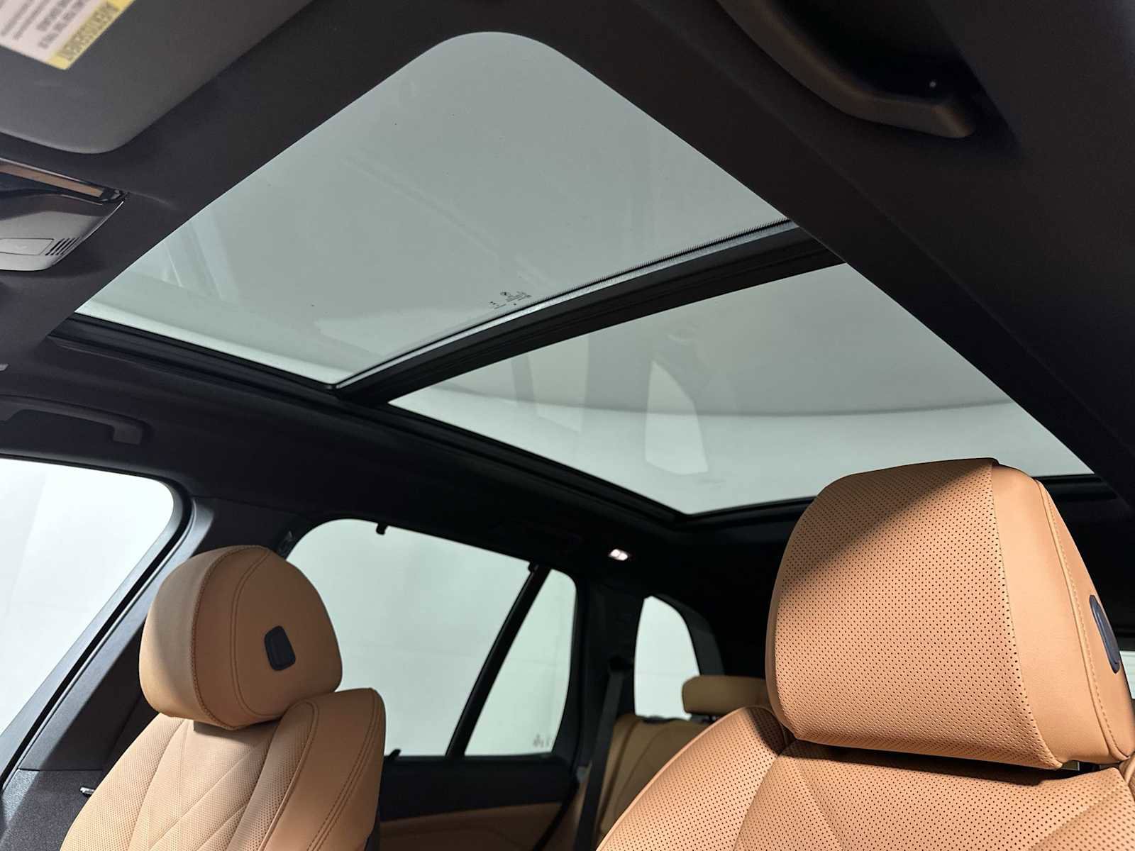 New 2026 BMW X5 xDrive40i w/ M Sport Package image 17