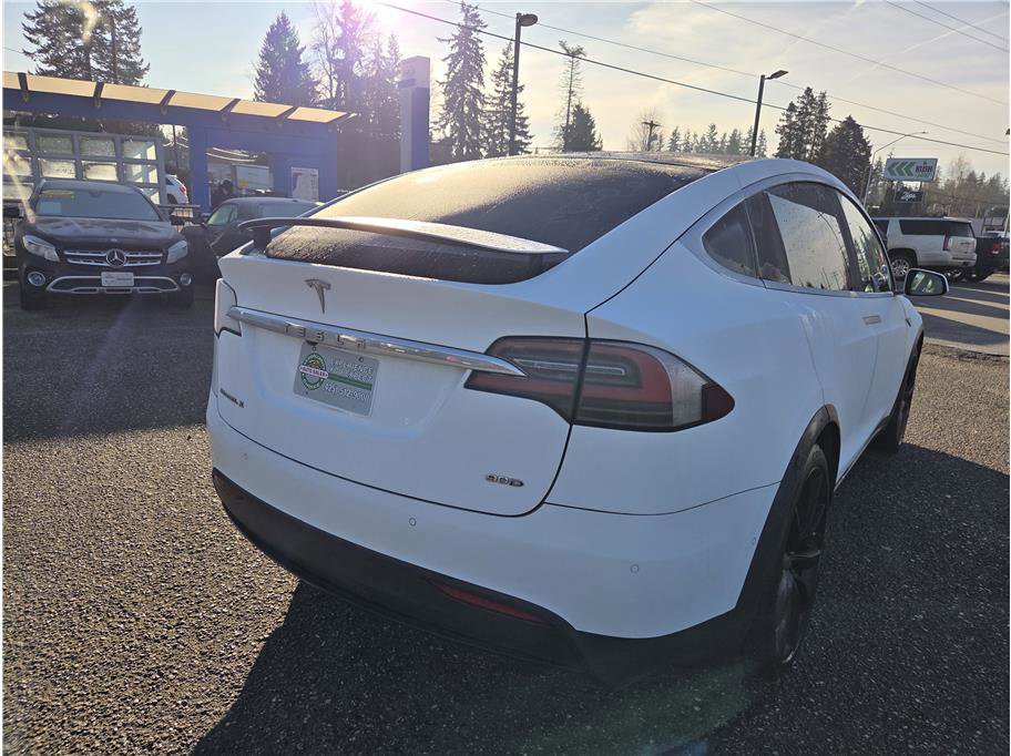 Used 2016 Tesla Model X 90D AWD/4WD image 8
