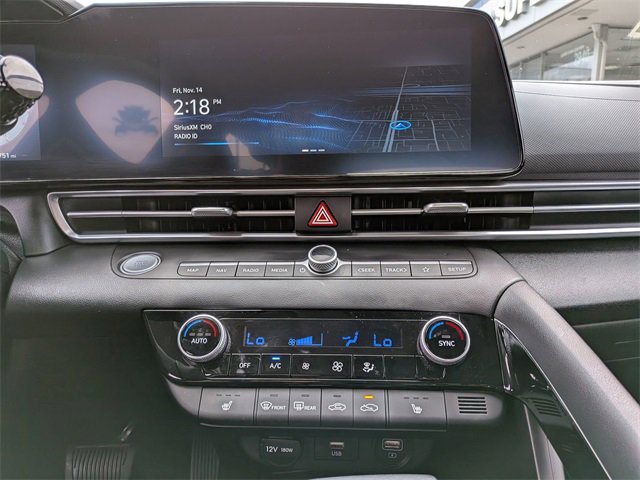 Used 2023 Hyundai Elantra SEL w/ Convenience Package image 19