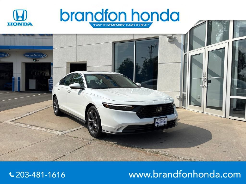 Used 2023 Honda Accord EX image 1