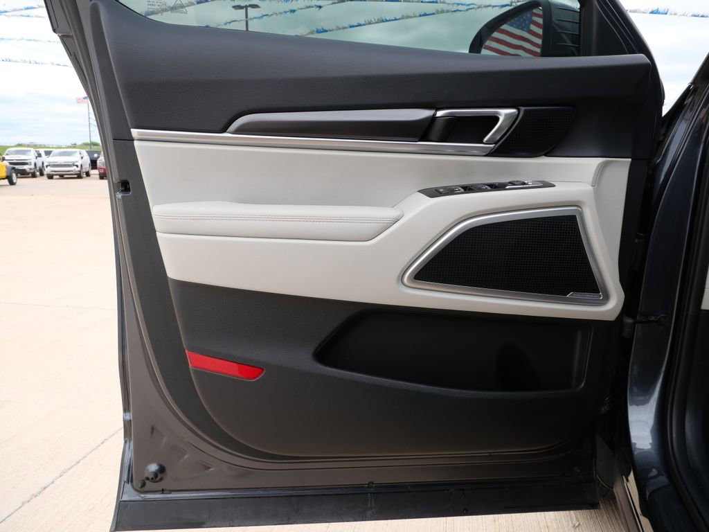 Used 2023 Kia Telluride S w/ S Sunroof Package FWD image 15
