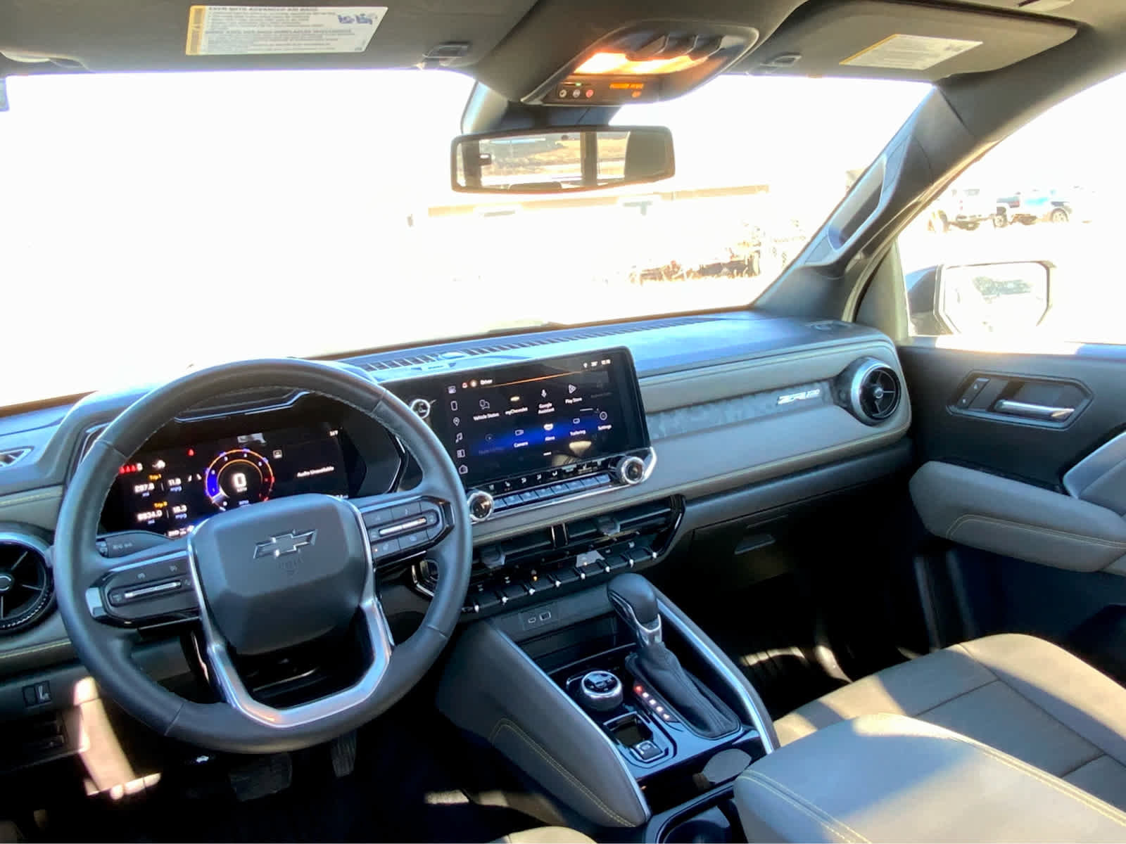 Certified 2025 Chevrolet Colorado ZR2 w/ Midnight Edition image 36